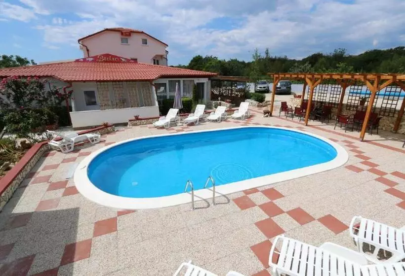 Majatalo Pansion Comfort Sidro