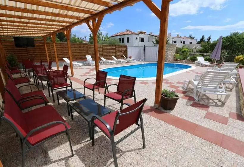 Majatalo Pansion Comfort Sidro