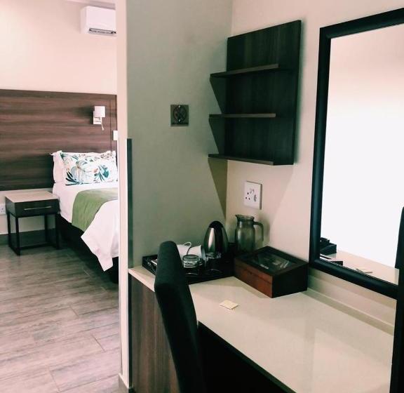 אתר נופש Seasons Golf, Leisure, Spa