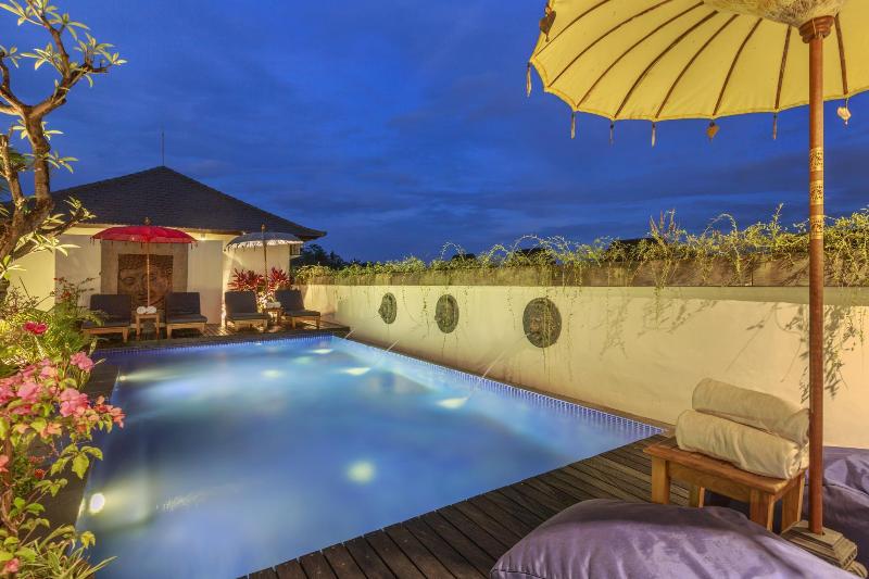 Solo Villas & Retreat