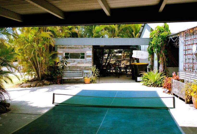 호스텔 Backpackers At 1770