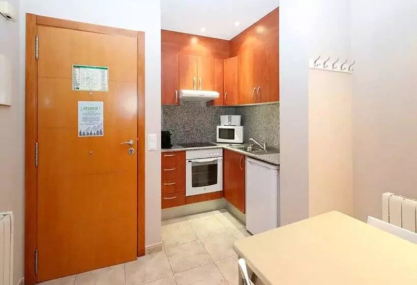 Apartamentos Degas Mikka