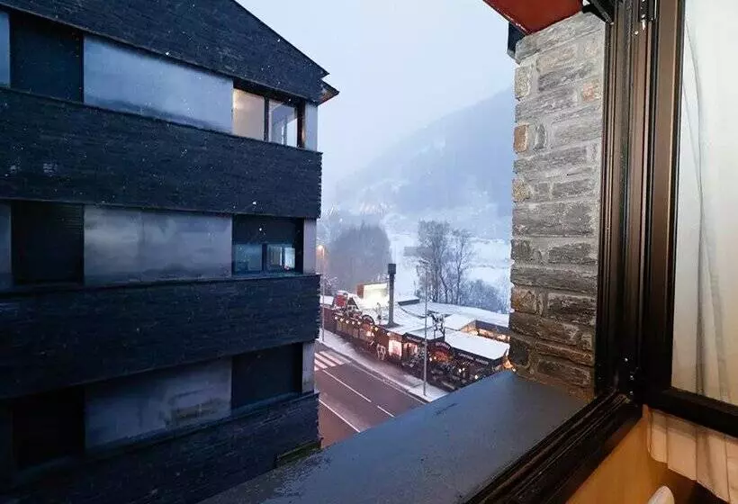 Apartamentos Degas Mikka