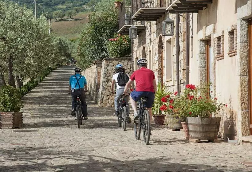 Hotelli Azienda Agrituristica Bergi