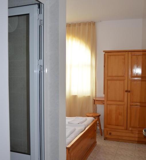 בית מלון כפרי Bravo 1 Apartments