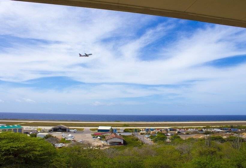 هتل Curacao Airport