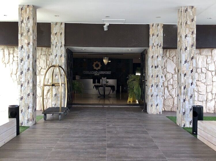 هتل Curacao Airport