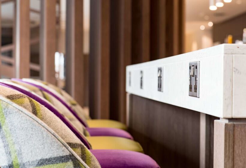 هتل Hampton By Hilton Edinburgh West End