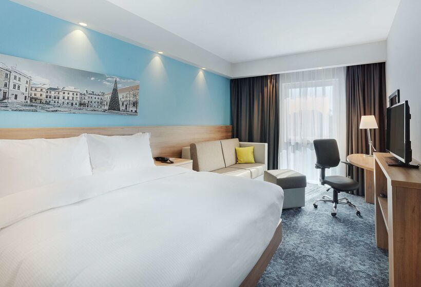 هتل Hampton By Hilton Lublin