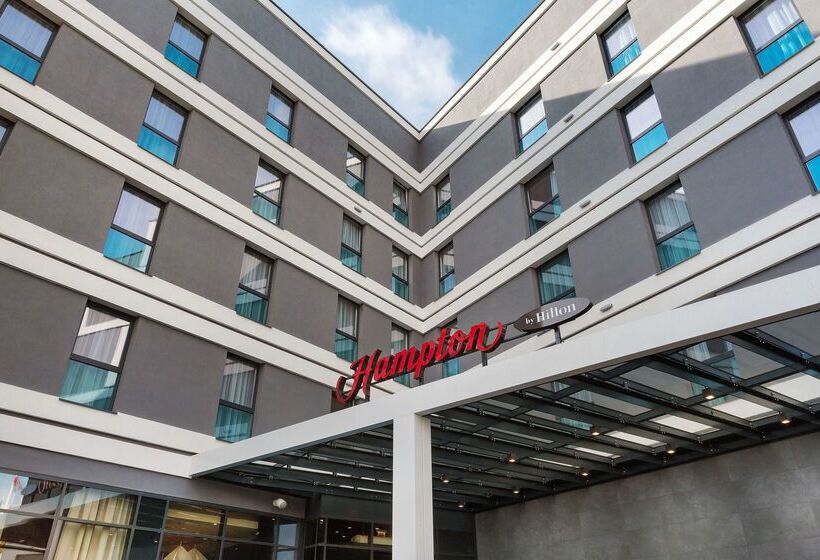 هتل Hampton By Hilton Lublin