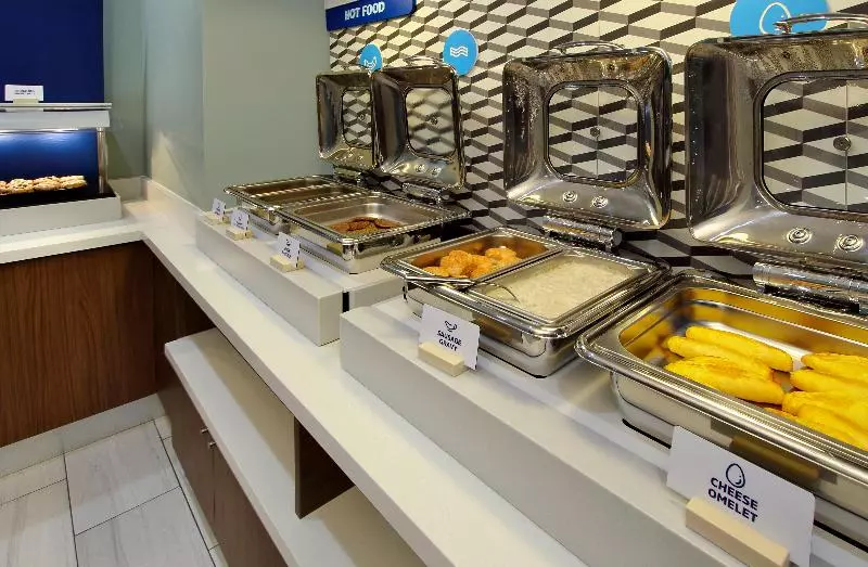 ホテル Holiday Inn Express & Suites   Lake Charles South Casino Area, An Ihg