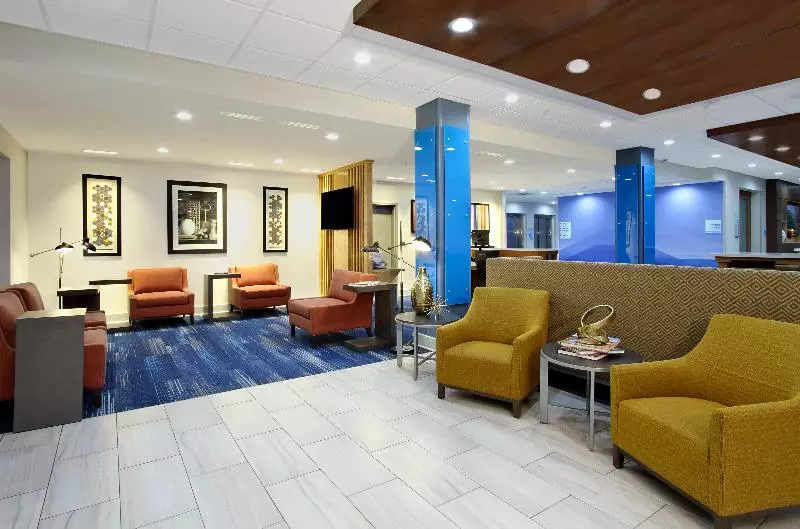 ホテル Holiday Inn Express & Suites   Lake Charles South Casino Area, An Ihg