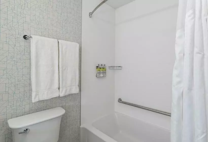 ホテル Holiday Inn Express & Suites Saskatoon East University, An Ihg