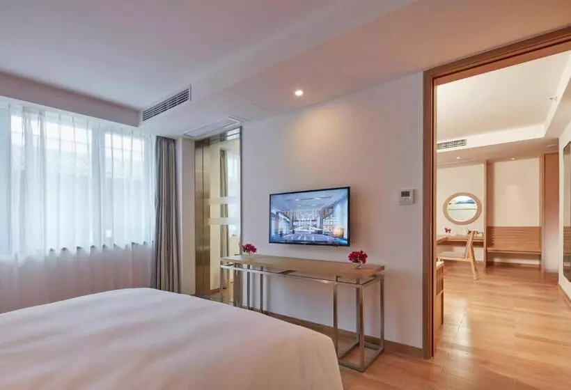 Hotelli Holiday Inn Express Zhejiang Qianxia Lake, An Ihg