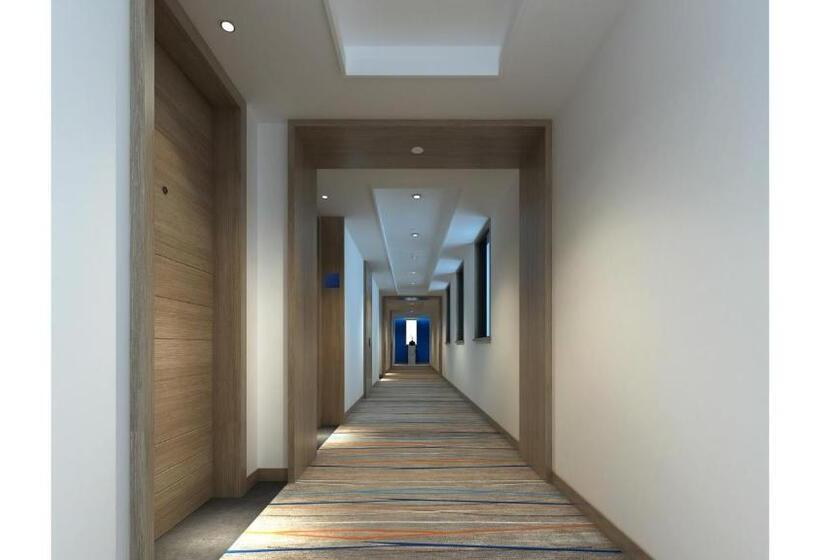 호텔 Holiday Inn Express Zhejiang Qianxia Lake, An Ihg