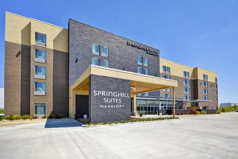 Hotelli Springhill Suites By Marriott Cincinnati Blue Ash