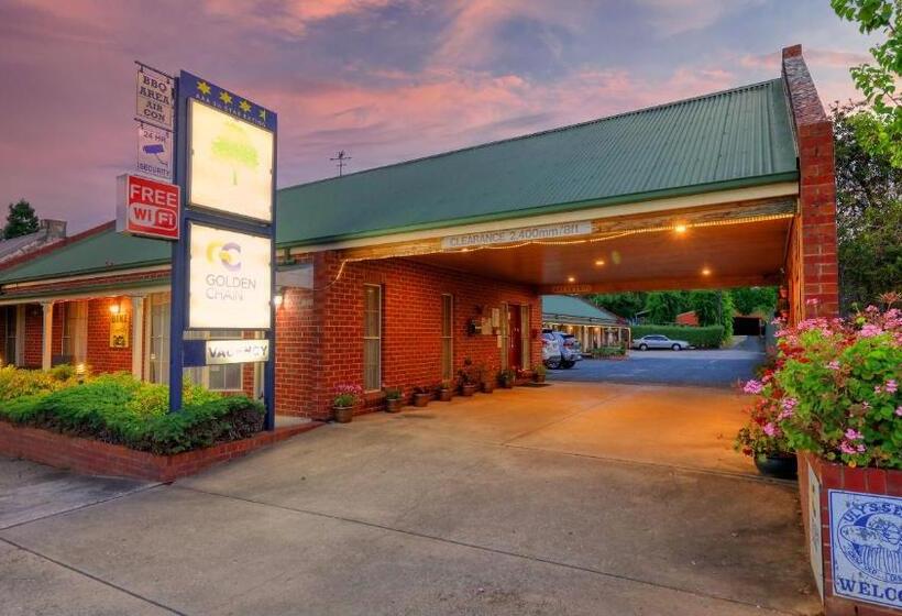 Мотель Elms Motor Inn