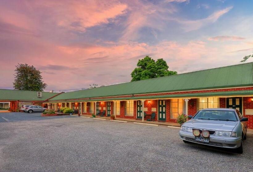 Мотель Elms Motor Inn