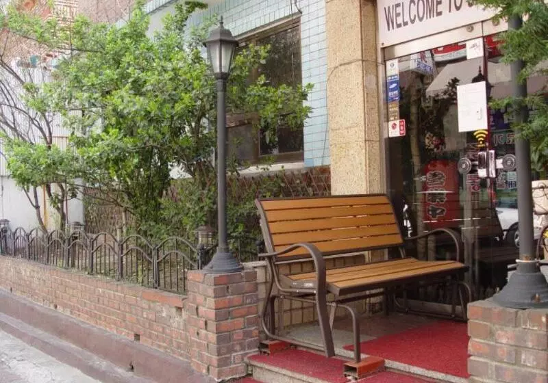 پانسیون Saewha Hostel
