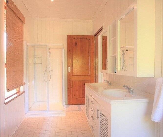 South Point Villas Cerf Island