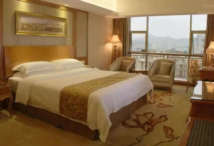 Vienna Hotel Shanwei Chengqu Xingye Road