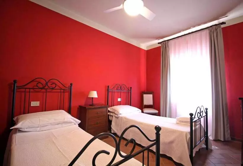 ホテル Agriturismo Casale Dello Sparviero