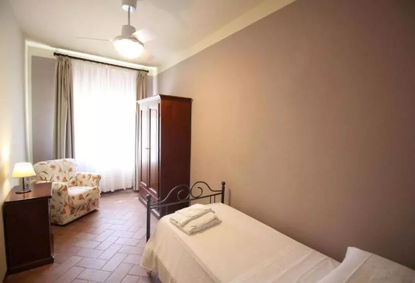 ホテル Agriturismo Casale Dello Sparviero