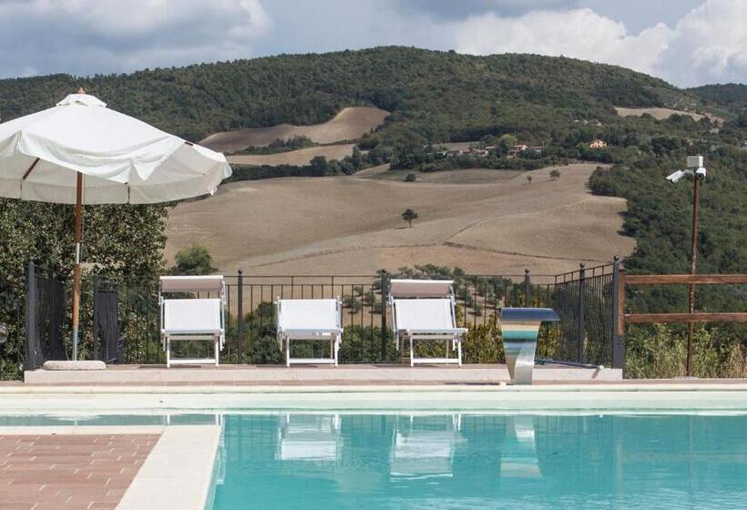 هتل Agriturismo Colle Pu