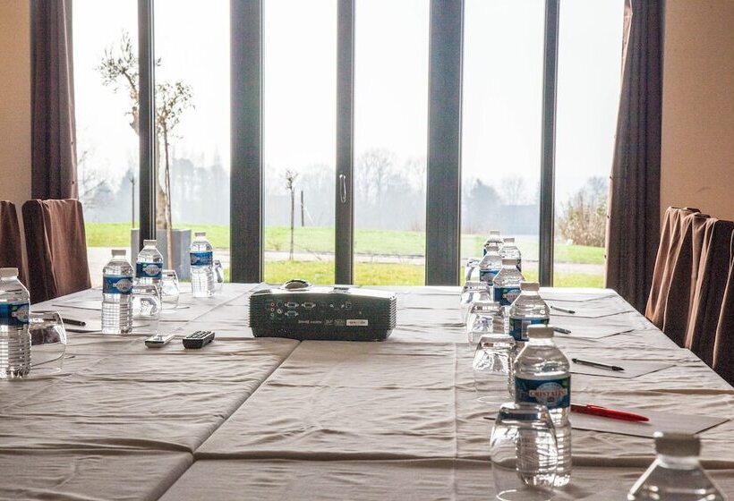 בית מלון כפרי Auberge Du Moulin à Vent, The Originals Relais