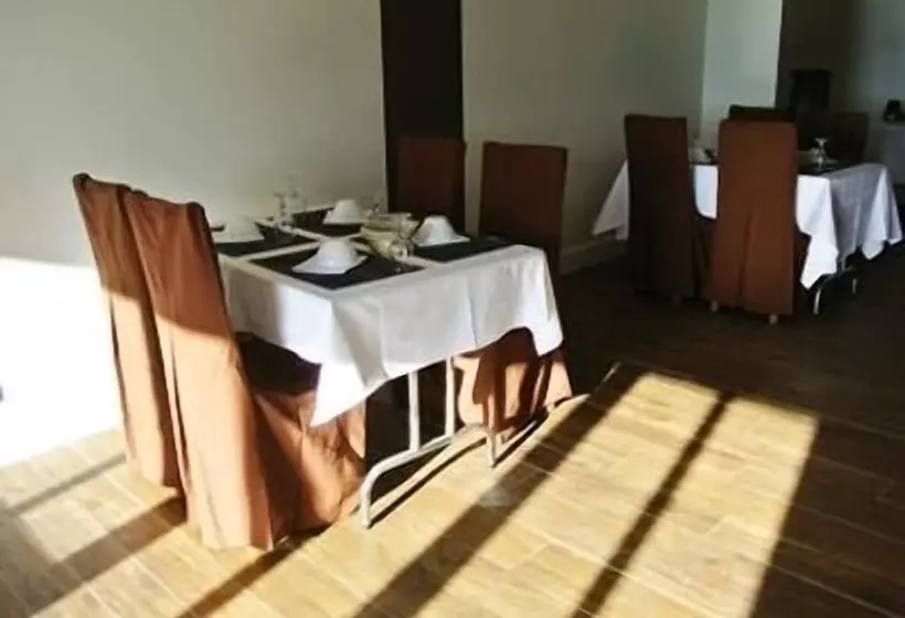 ホテル Auberge Du Moulin à Vent, The Originals Relais