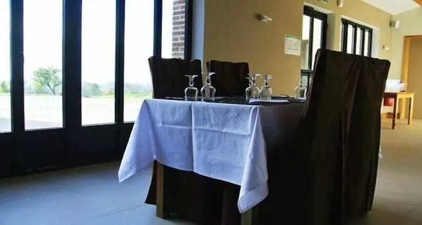 ホテル Auberge Du Moulin à Vent, The Originals Relais