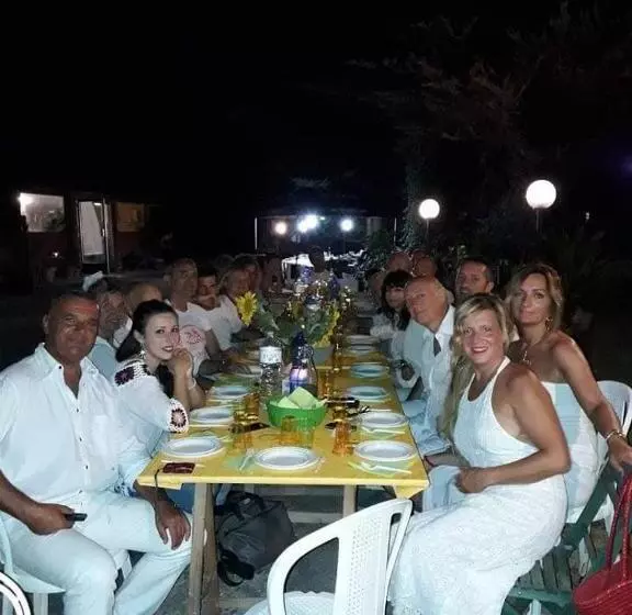 هتل B&b Glicine
