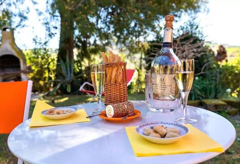هتل B&b Glicine