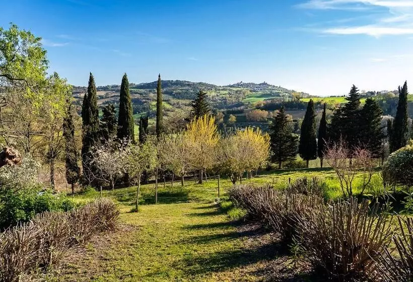 هتل B&b Glicine