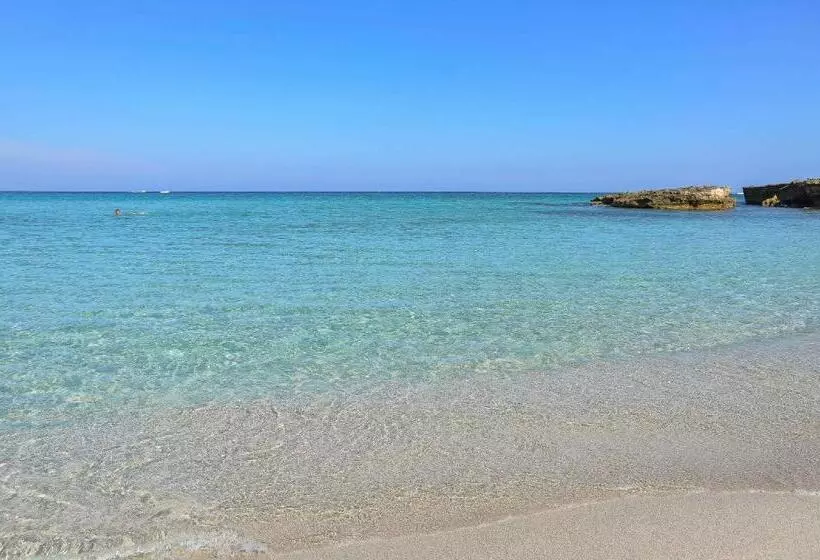 هتل B&b Le Comari Salentine