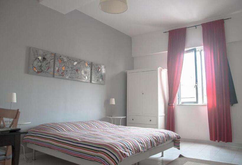 هتل B&b Le Comari Salentine