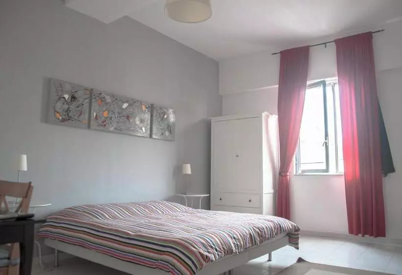 هتل B&b Le Comari Salentine