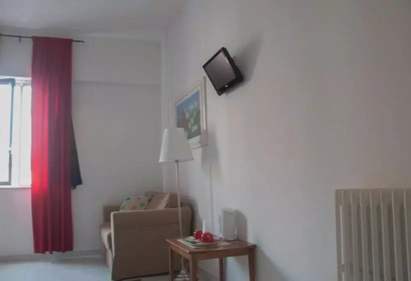 هتل B&b Le Comari Salentine