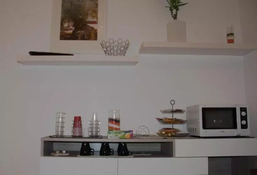 هتل B&b Le Comari Salentine