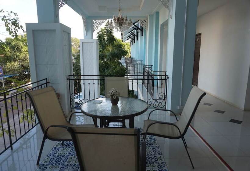 Отель Crystal Nongkhai