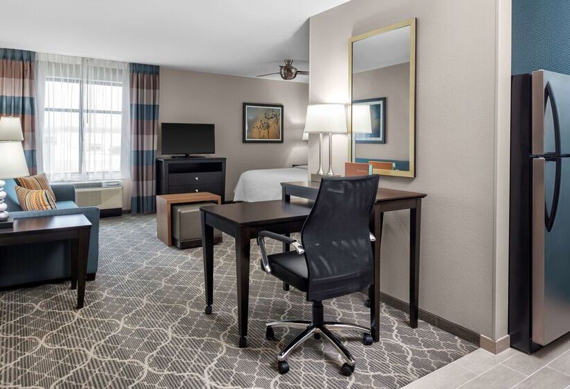 Отель Homewood Suites By Hilton Wauwatosa Milwaukee