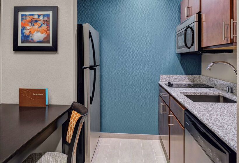 Отель Homewood Suites By Hilton Wauwatosa Milwaukee