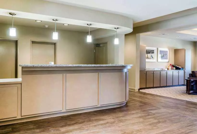 Hotelli Mainstay Suites Hackberry Sportsman's Lodge