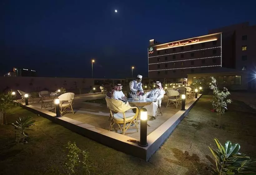 Palms Lily Hotel Suites