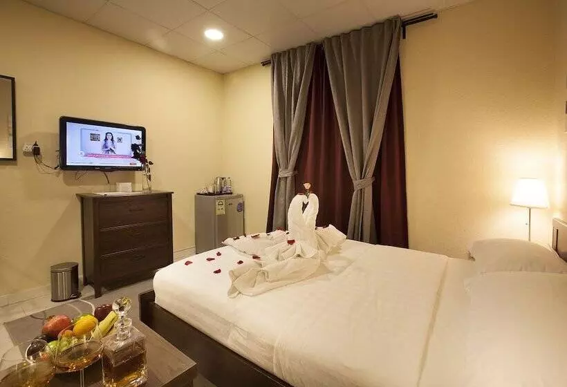 Palms Lily Hotel Suites