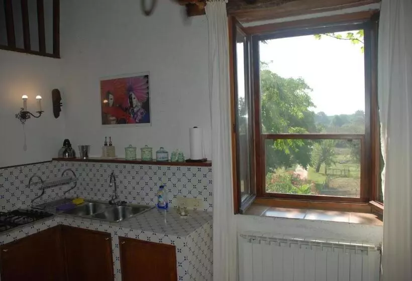 هتل Podere Conte Racani