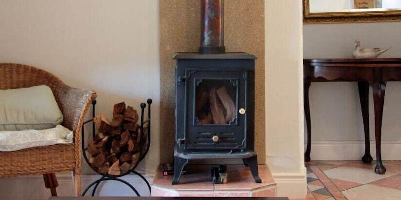 Montmartre Chalets And Guest House