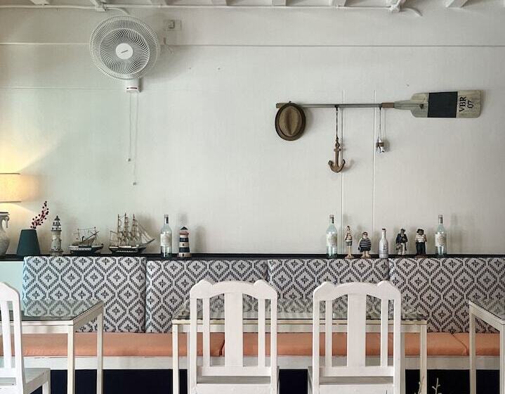 Пансион Nautical Home B&b Khaolak