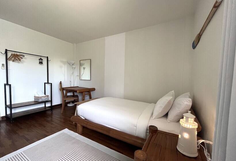 Пансион Nautical Home B&b Khaolak