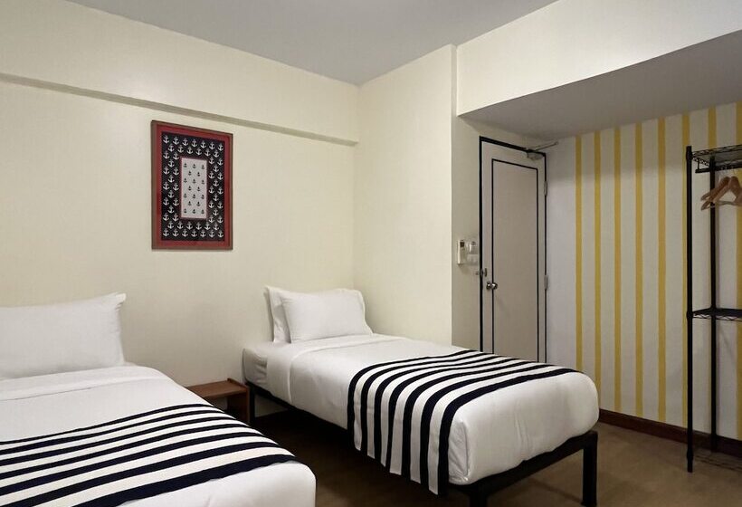 Пансион Nautical Home B&b Khaolak